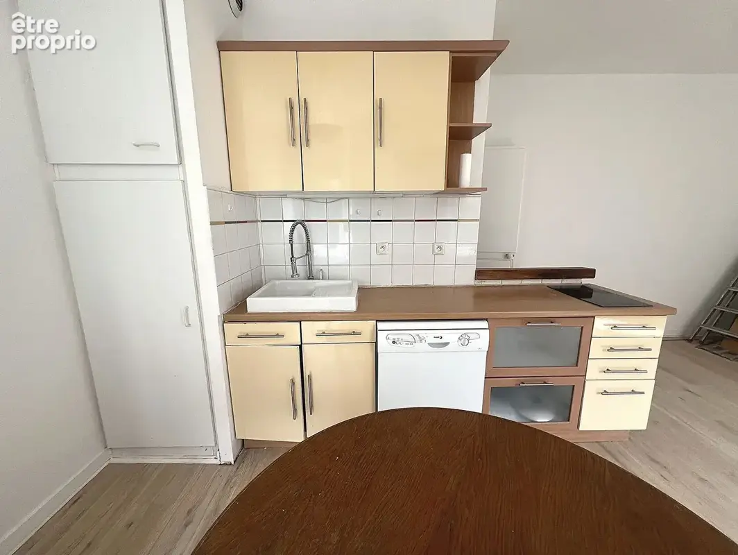 Appartement T2, place ST MICHEL - photo 3