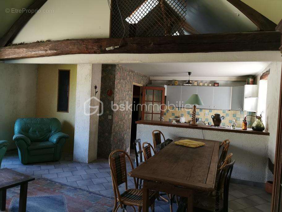 Maison en Pierre 175 m² / 6 Piéces  / 3 Chambres - photo 15