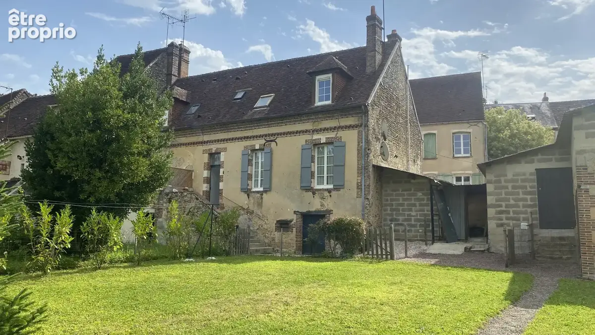Photo Maison à Longny-Au-Perche au prix de 121 000€