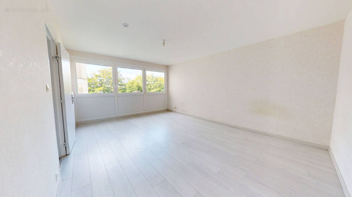 Appartement à HEROUVILLE-SAINT-CLAIR