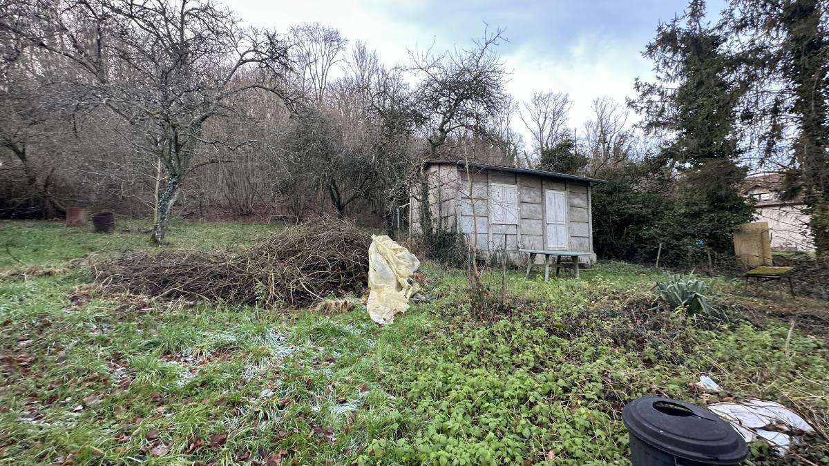 Terrain 2561 m² à Marbache  - photo 3
