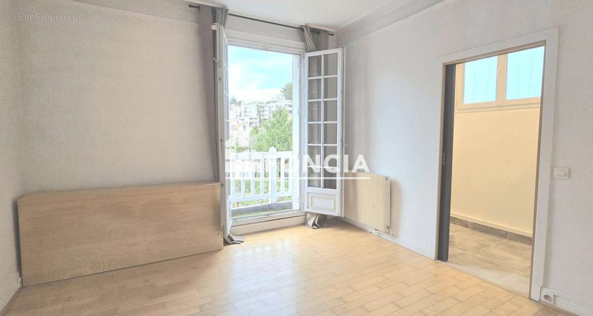 Maison à VAUCRESSON