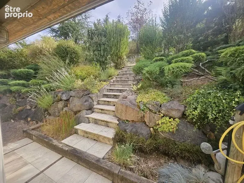 Maison 150 m² à Montrond-Les-Bains  - photo 3