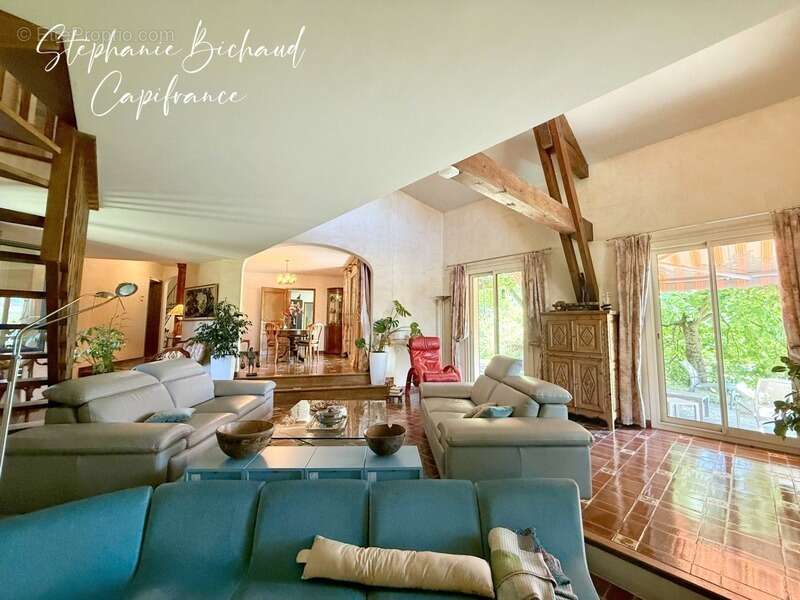 Maison à CHATEAUVIEUX