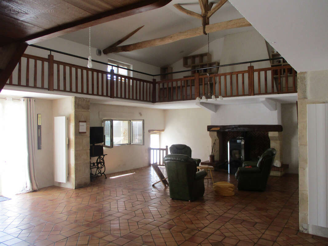 Maison à CEAUX-EN-COUHE