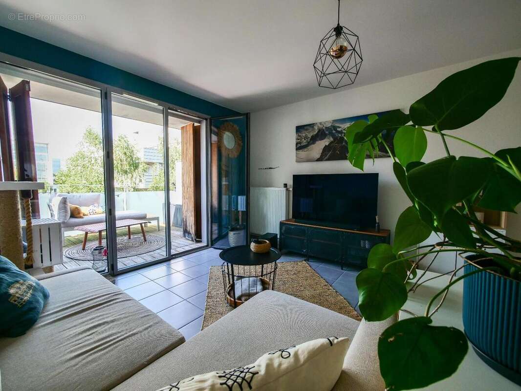   - Appartement à BLAGNAC