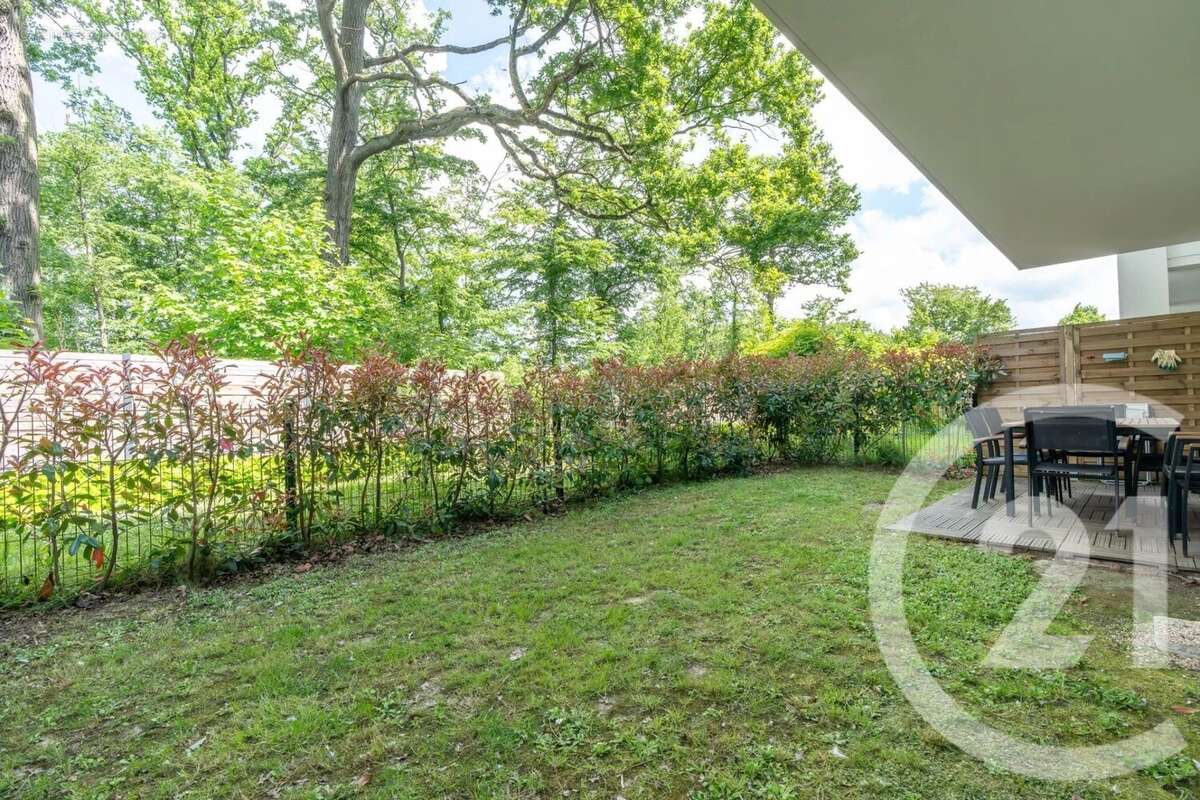 Appartement à LE PLESSIS-TREVISE