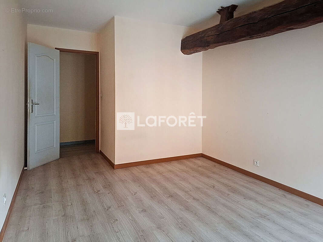 Appartement à BELLEVILLE