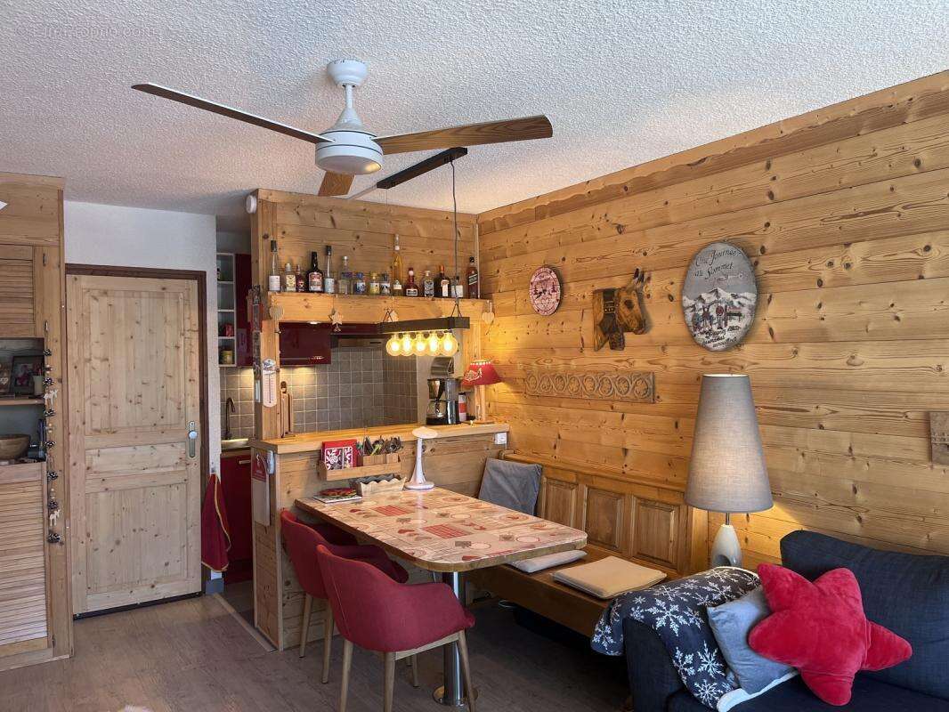 Appartement à NOTRE-DAME-DE-BELLECOMBE