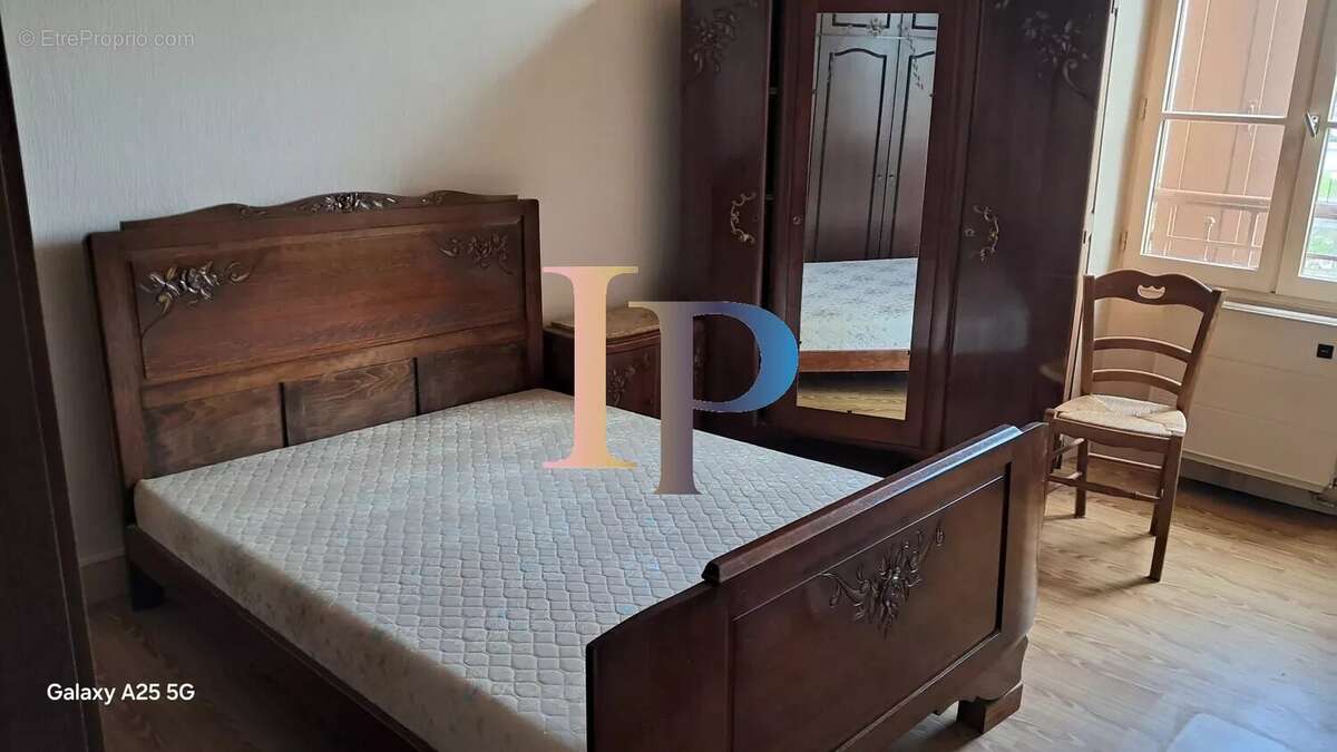 Appartement à PARAY-LE-MONIAL