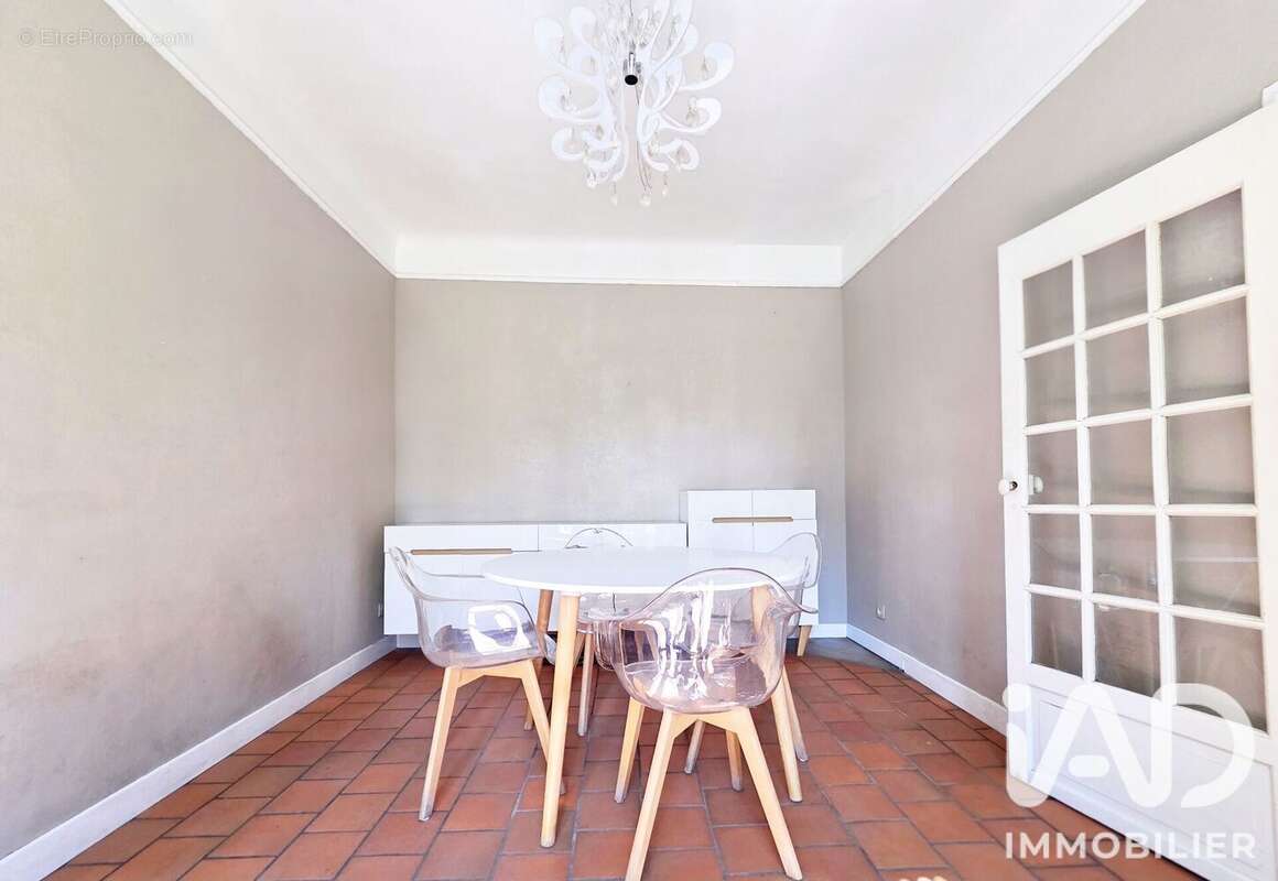 Maison 140 m² à Conflans-Sainte-Honorine  - photo 8
