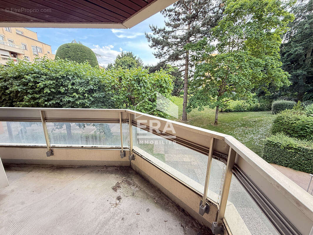 Appartement à ELANCOURT