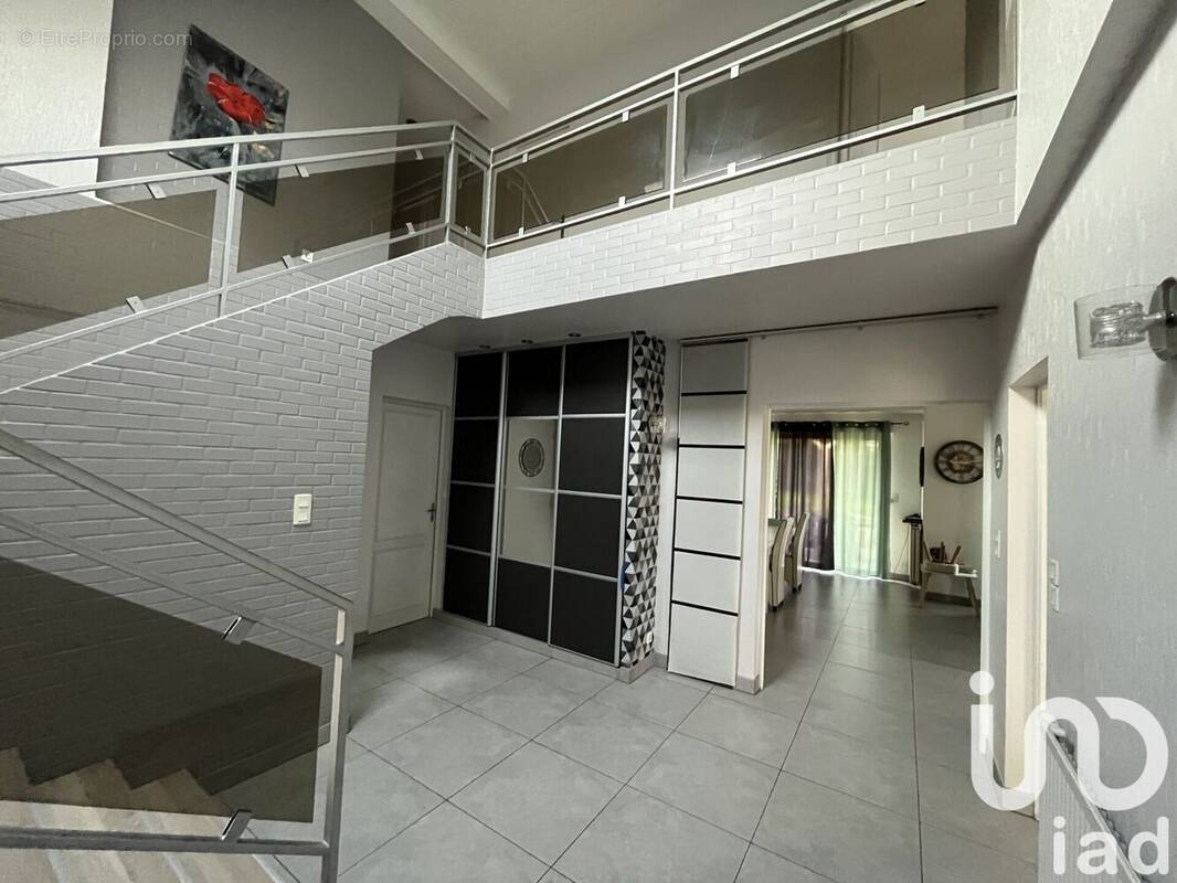 Photo 1 - Maison à LA CHAPELLE-JANSON