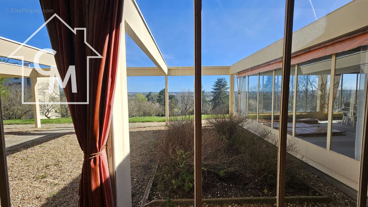 Appartement à MONTRICHARD