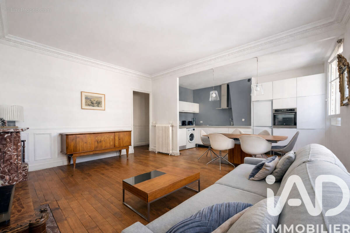 Photo 3 - Appartement à PARIS-15E