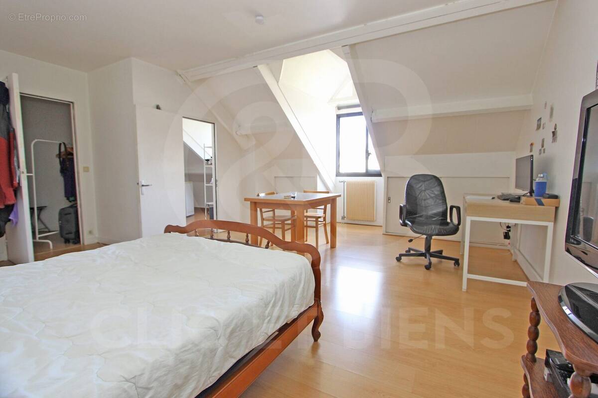 Appartement à VERSAILLES