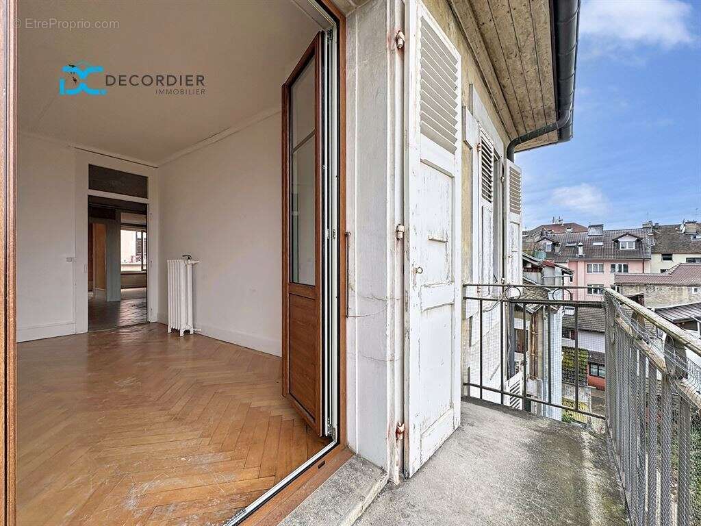 Appartement à EVIAN-LES-BAINS