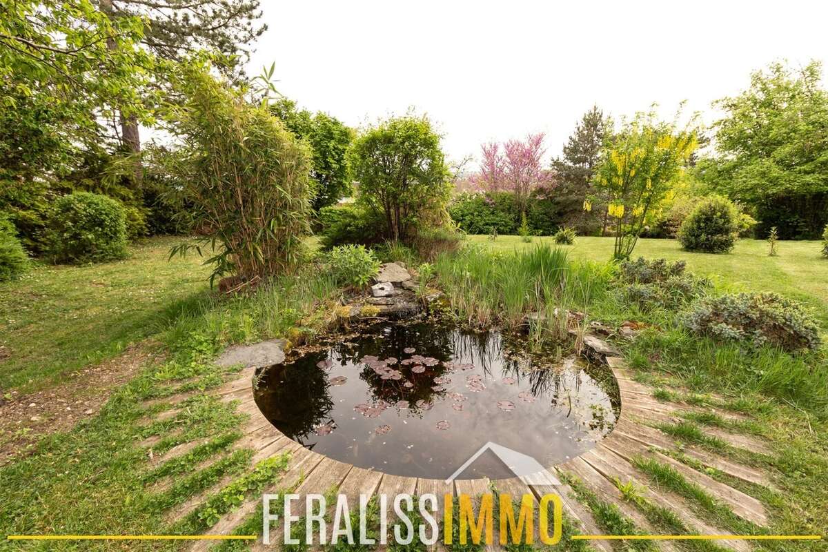 Maison à VAUX-SUR-SEINE