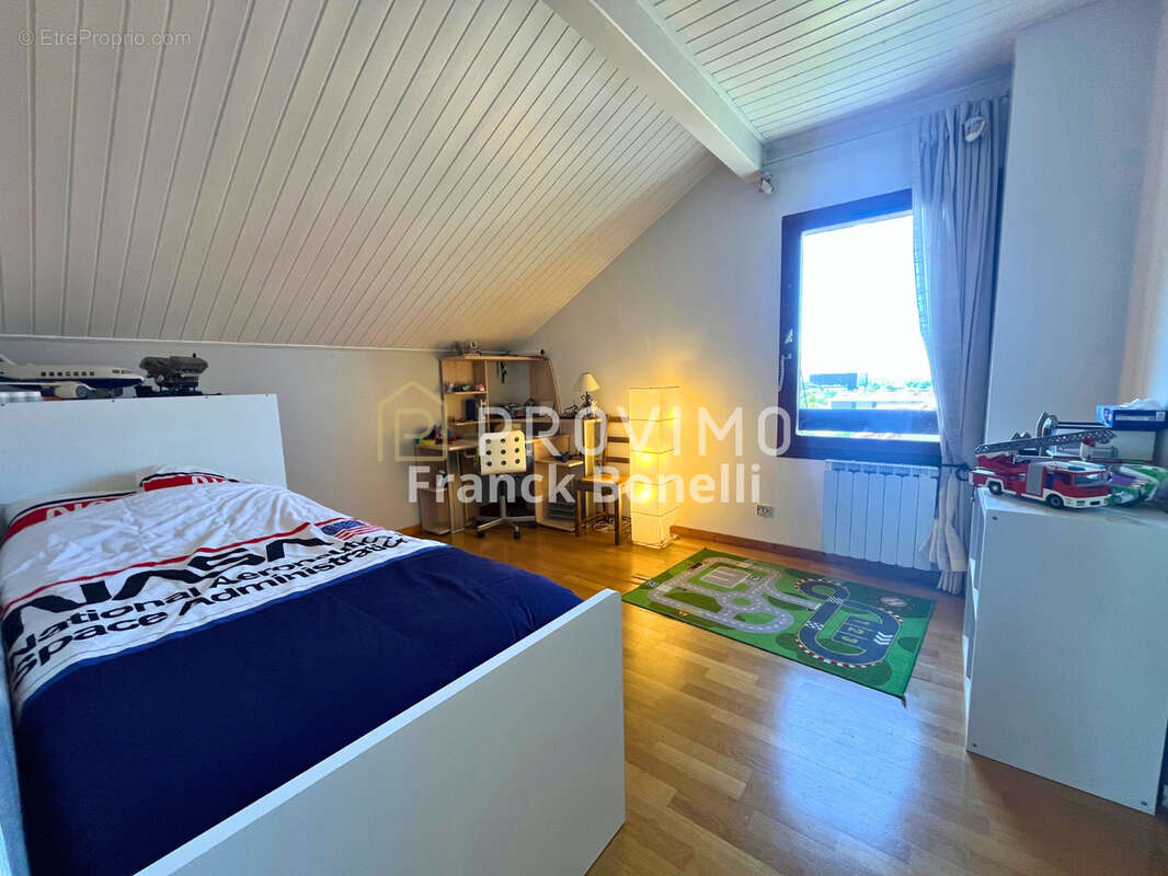 Appartement à ARCHAMPS