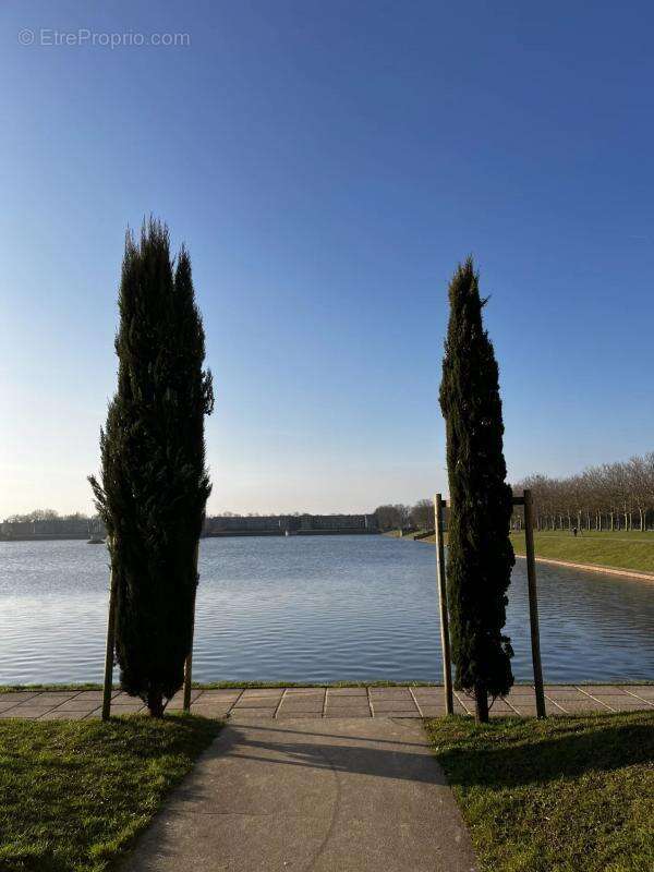 Appartement à VOISINS-LE-BRETONNEUX