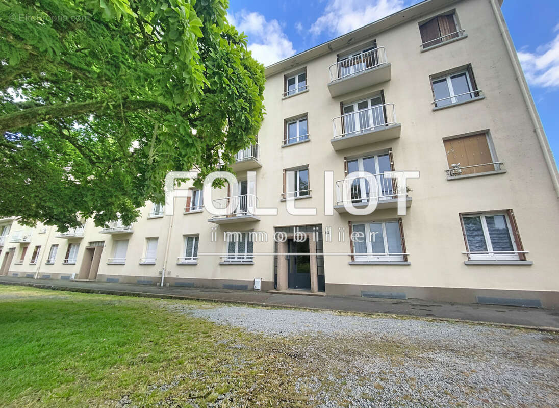 Appartement à FOUGERES