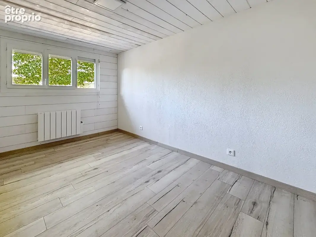 Maison coup de coeur mitoyenne à vendre T5 - VERSONNEX (01) - photo 9