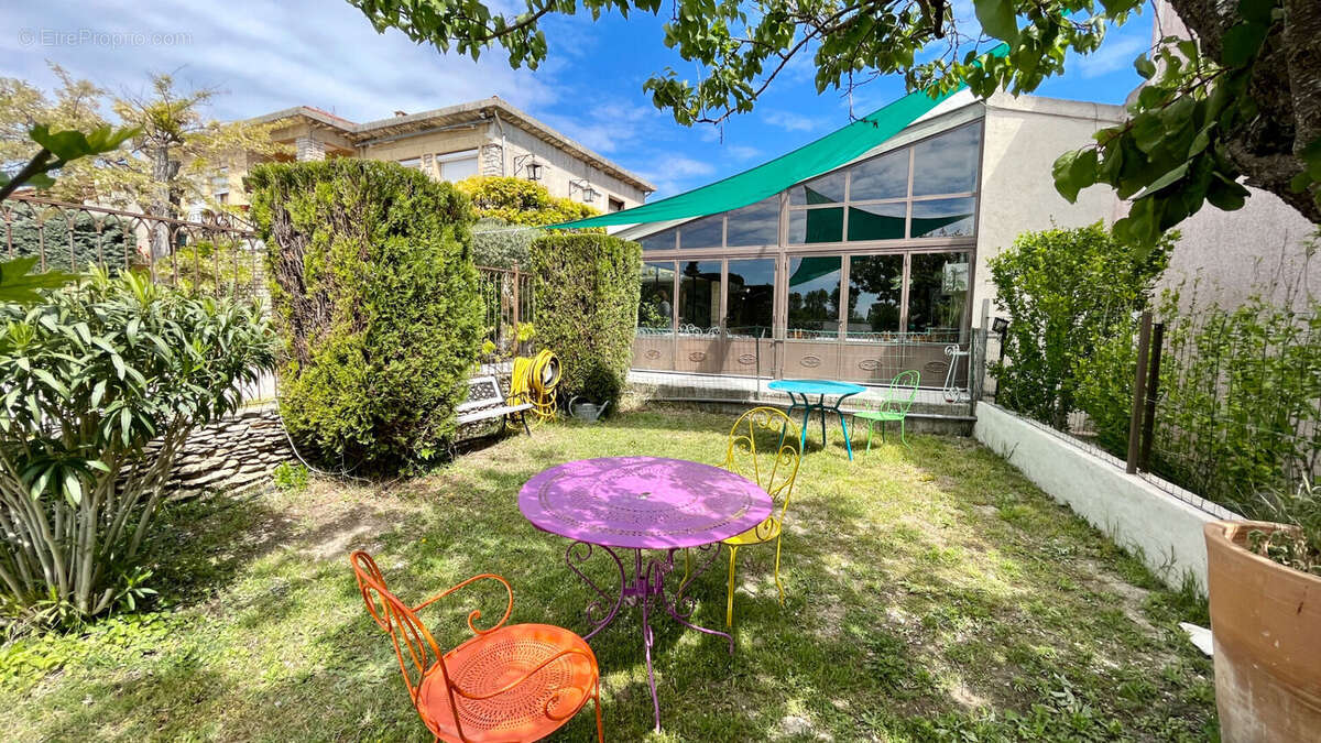 Maison à SAUMANE-DE-VAUCLUSE