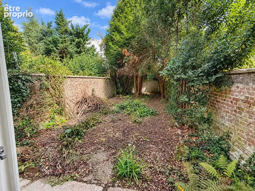 Maison bourgeoise à rénover 8 pièces, 4 chambres avec jardin - photo 9