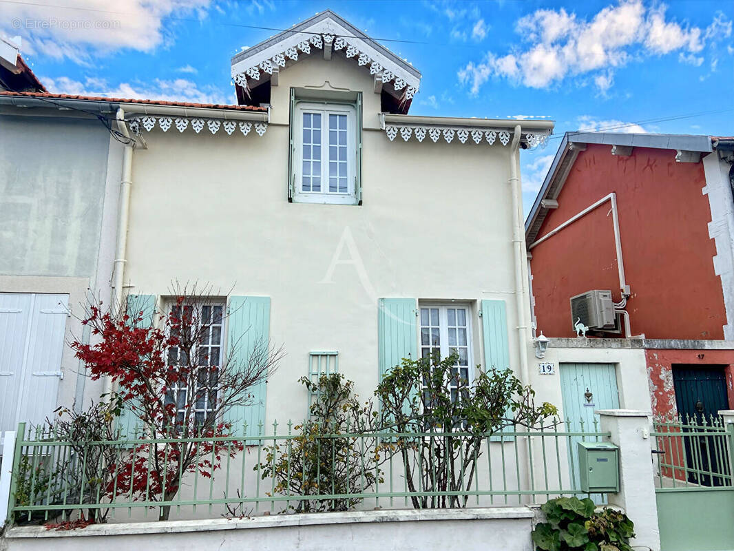 Maison à ROCHEFORT