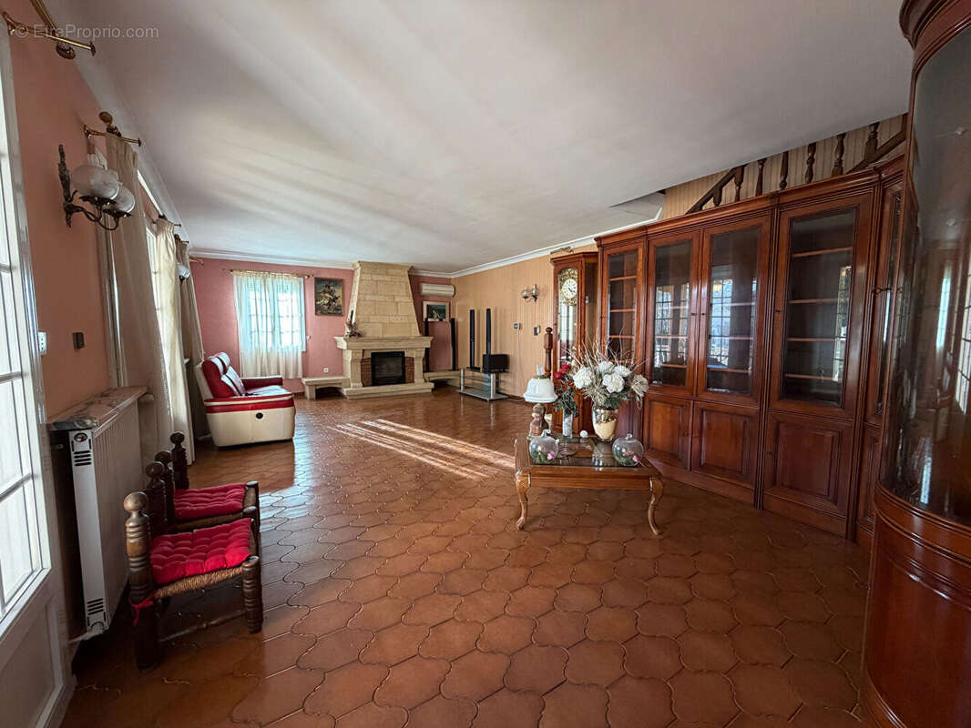 Maison à MIRAMAS