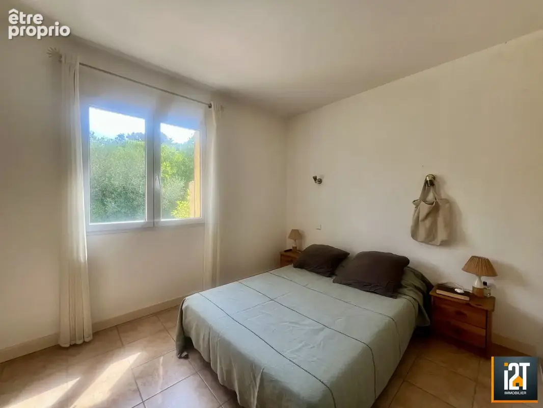 Maison 122 m² à Sainte-Anastasie  - photo 8