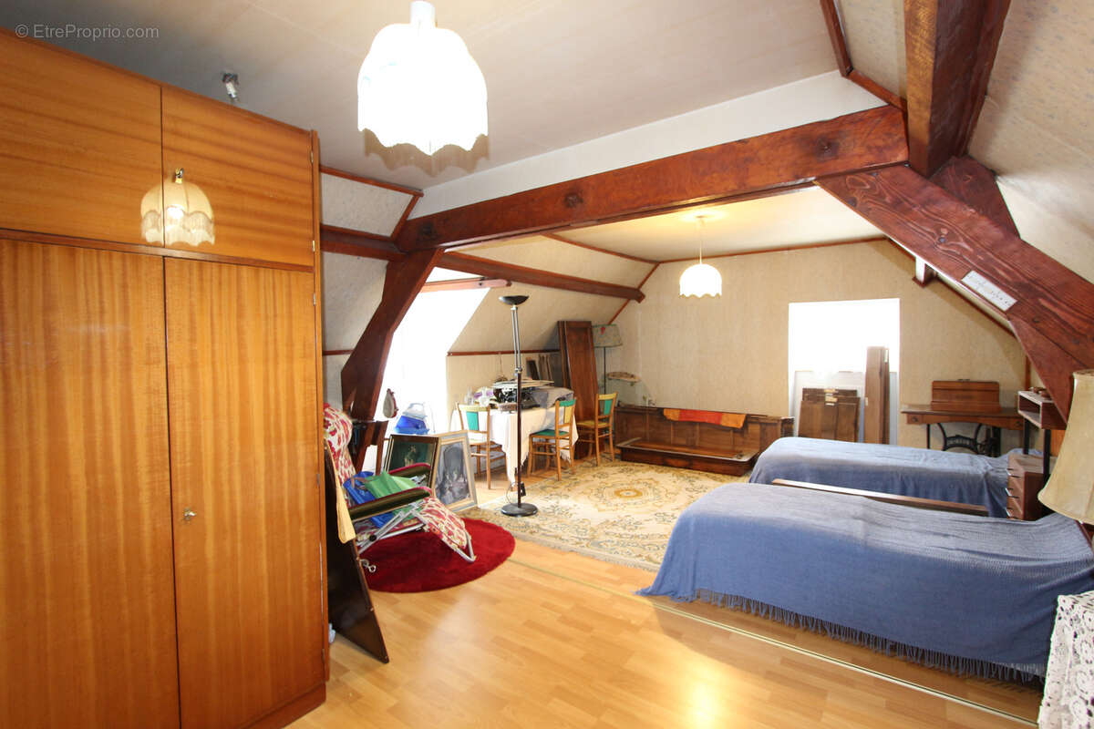 Maison à COULANGES-LES-NEVERS