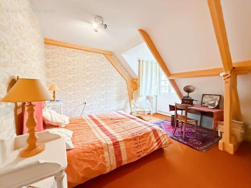 Maison à CHATELLERAULT