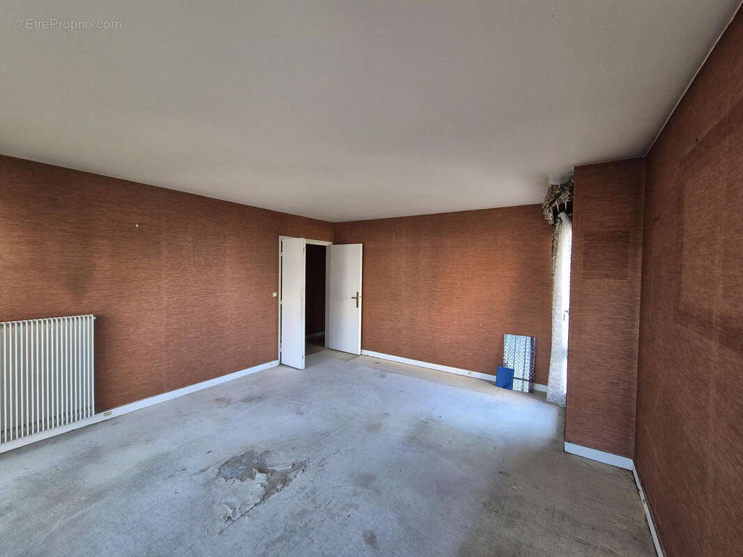 Appartement à JOUY-EN-JOSAS