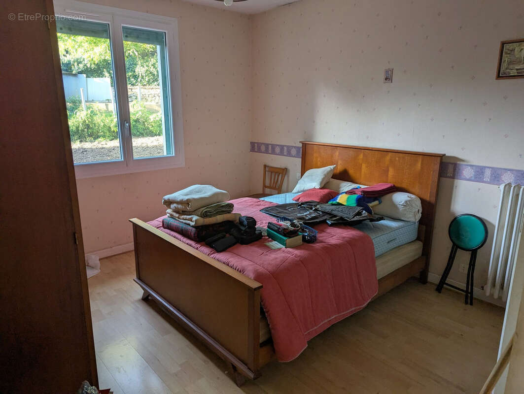 Maison à MONTGIVRAY