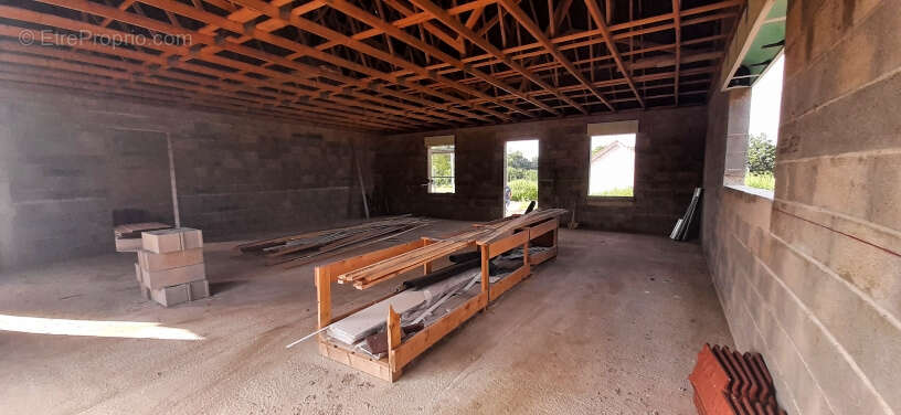 Maison à DAMPIERRE-EN-BRESSE