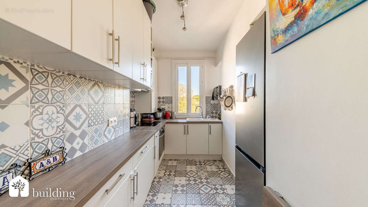 Appartement à LEVALLOIS-PERRET