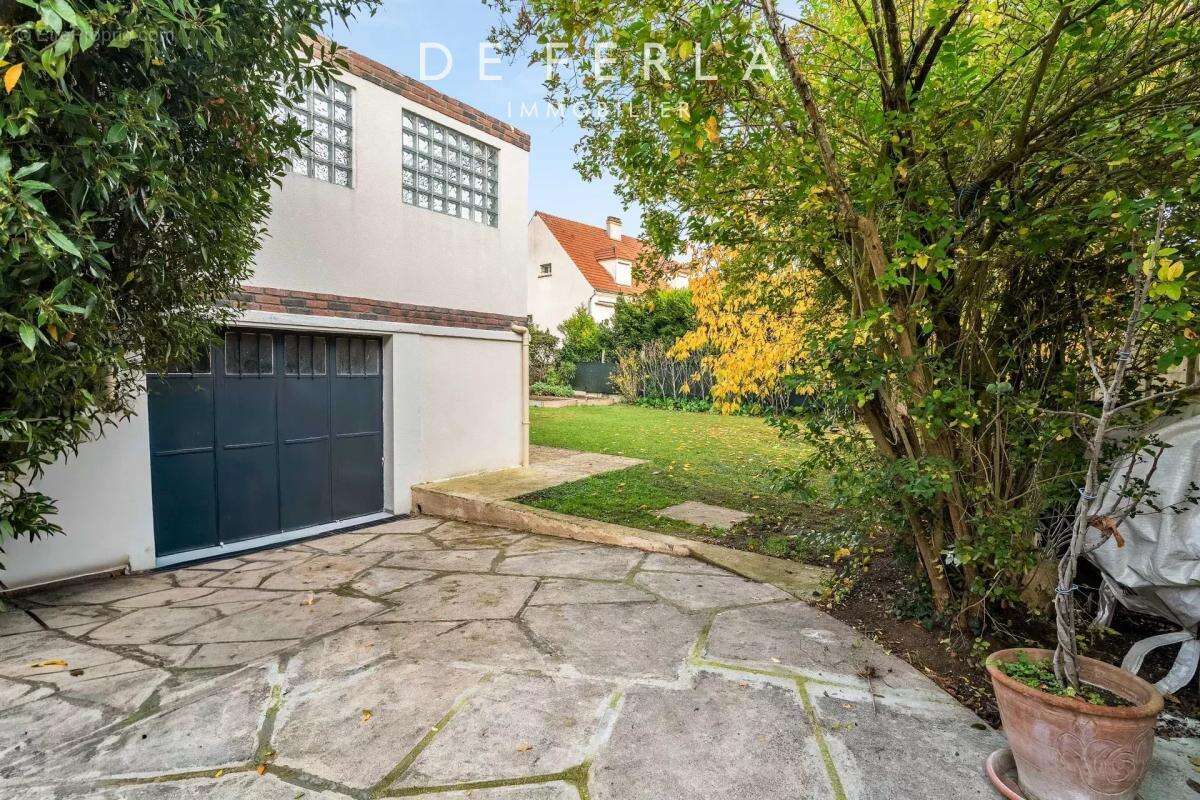 Maison à NEUILLY-SUR-MARNE