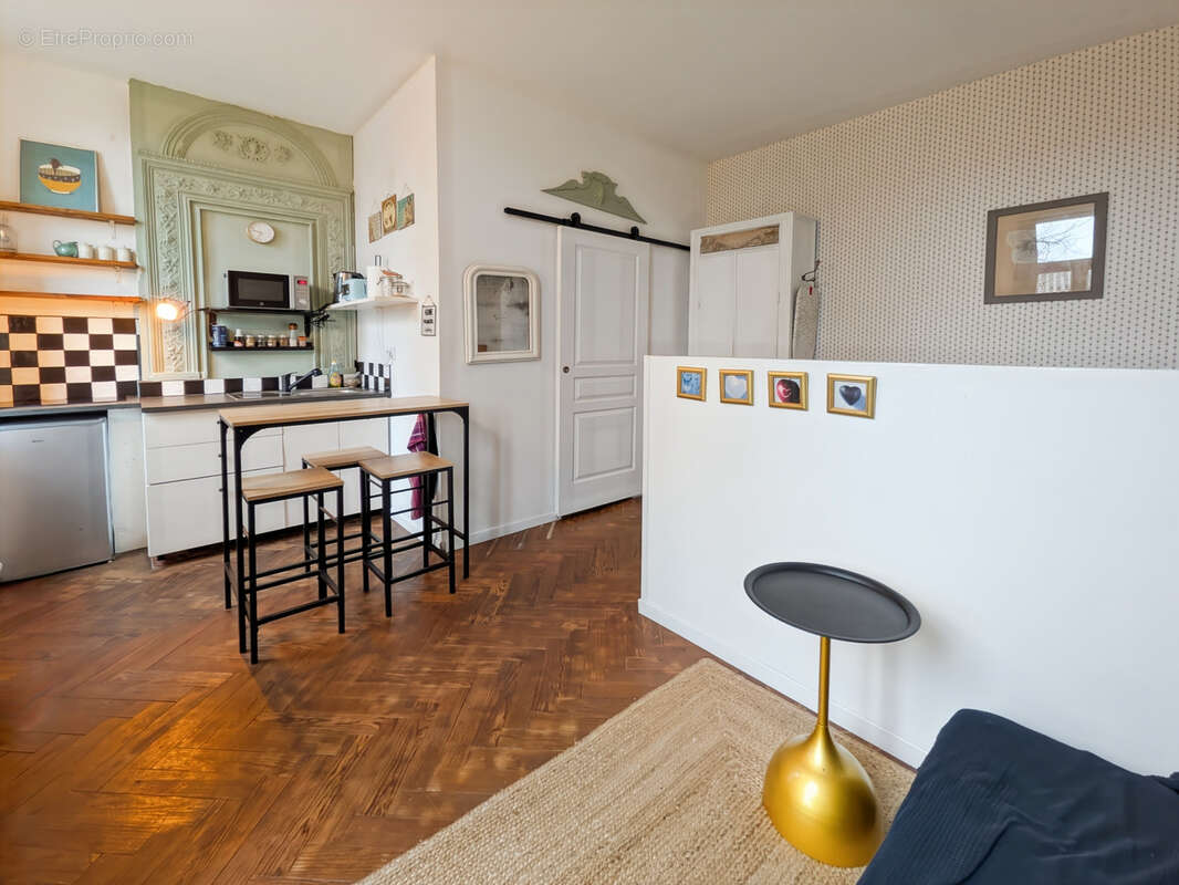 Maison à SAINT-SULPICE-ET-CAMEYRAC