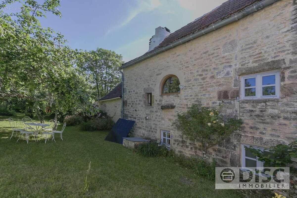 Maison à SAINT-PROJET