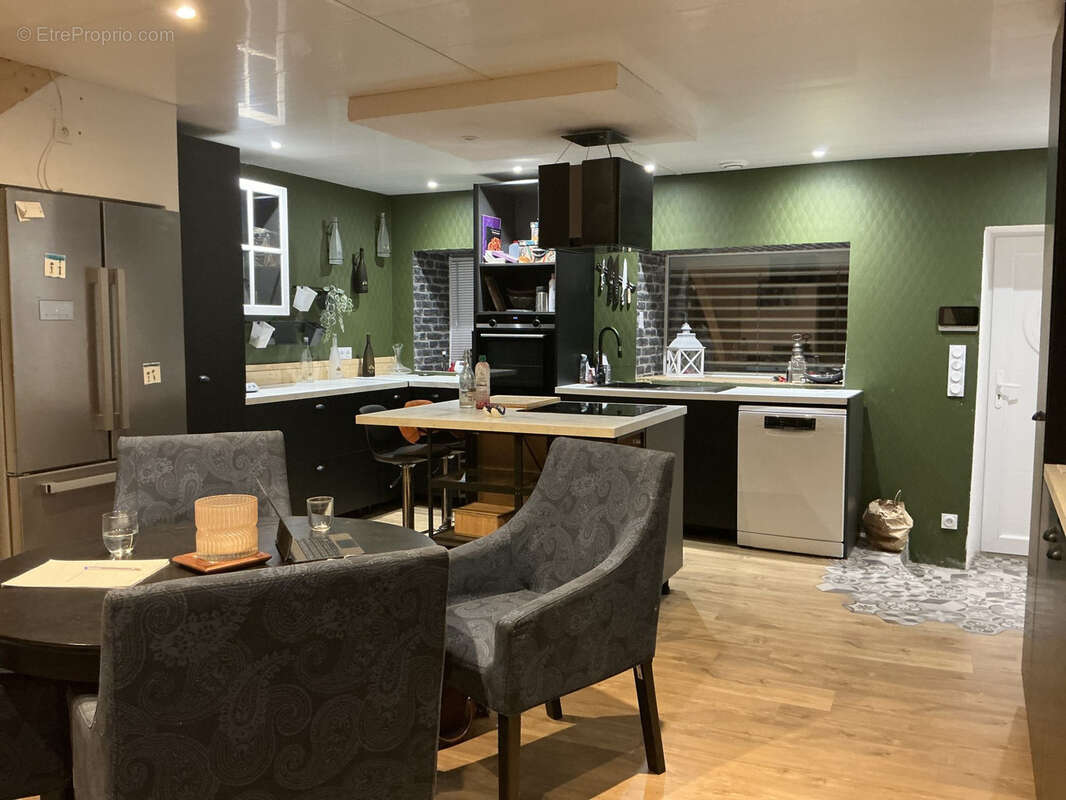 Maison à SAINT-VICTOR