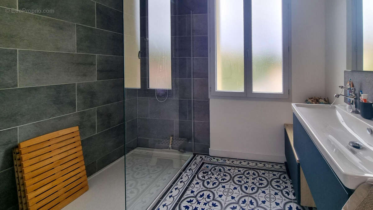 20250928120450 - Maison à BELVEZE-DU-RAZES