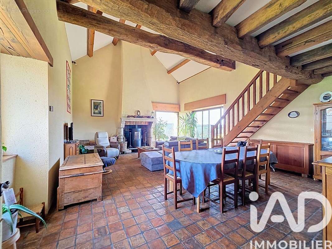 Photo 2 - Maison à CHEMILLE