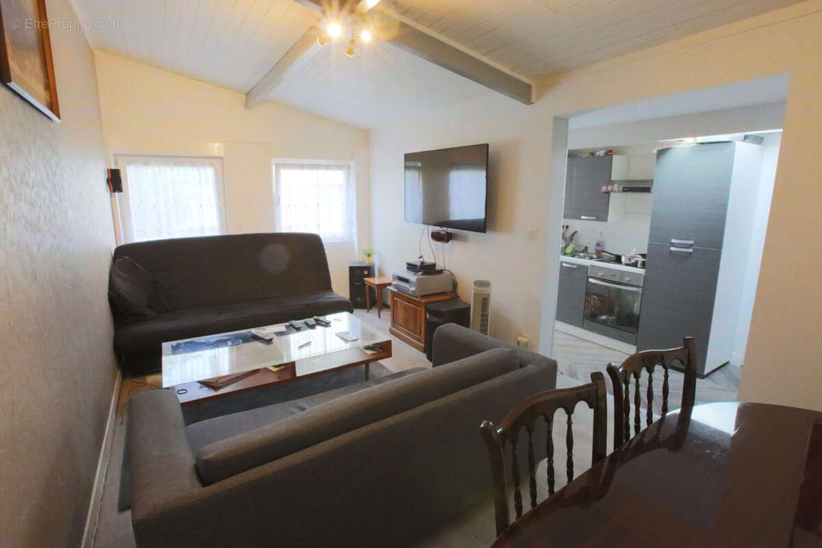 Maison à SAINT-DENIS