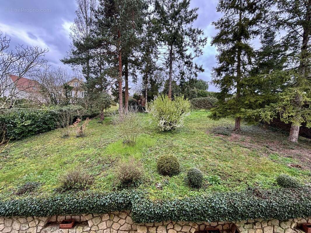 Maison à MONTMORILLON