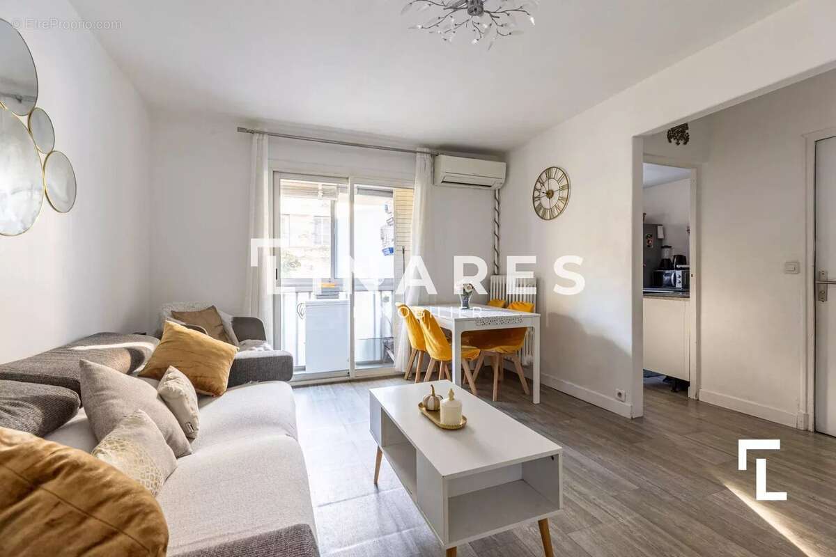 Appartement à MARSEILLE-12E