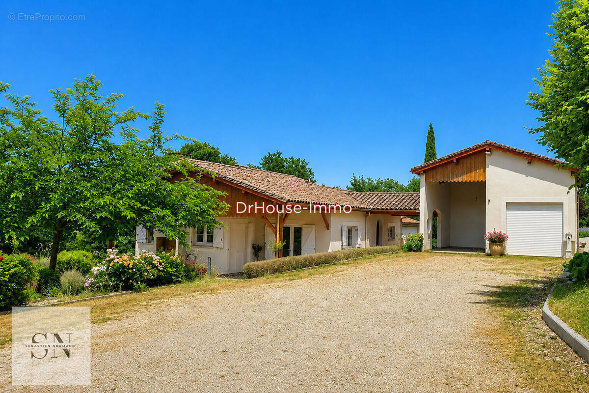 Maison à DOLMAYRAC