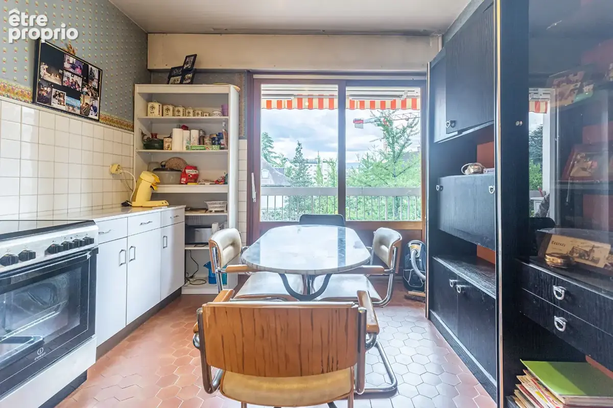 Agence immobiliere laforet - exclusivite - "lierre" - annecy / triangle d'or - appartement t3 de 83.85m² - terrasse - cave - pla - photo 8