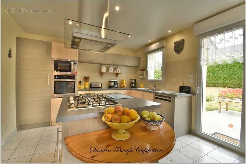 Maison à SAINTE-SUZANNE