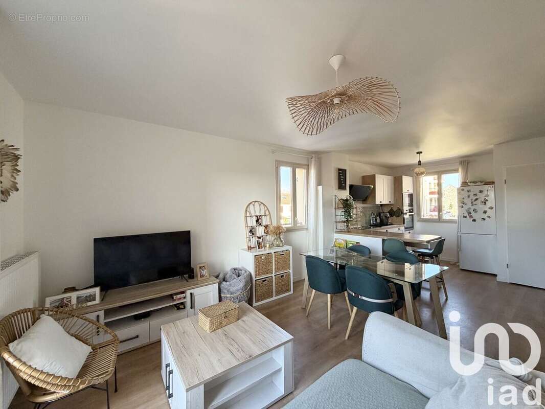 Photo 2 - Appartement à VERT-LE-GRAND